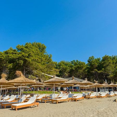 Ecuador Resort Zverneci Εξωτερικό φωτογραφία