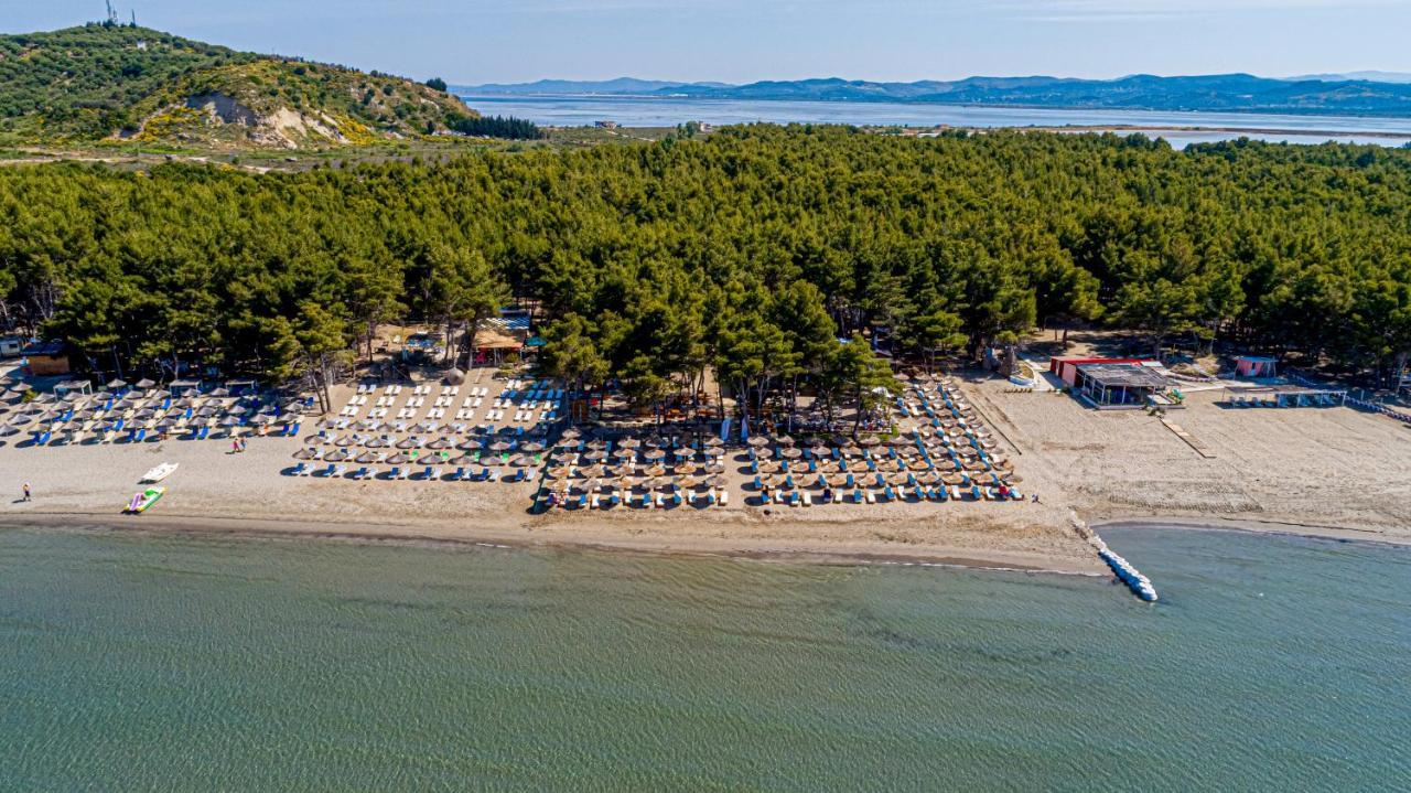 Ecuador Resort Zverneci Εξωτερικό φωτογραφία