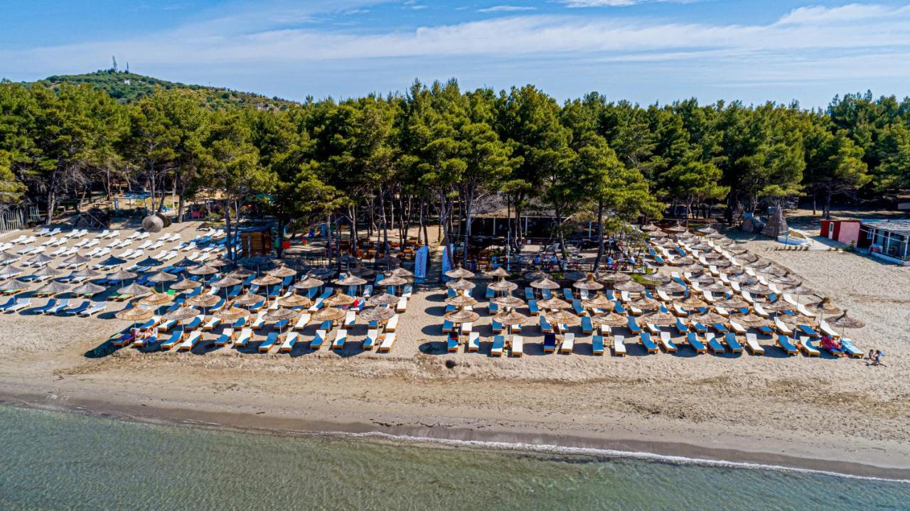 Ecuador Resort Zverneci Εξωτερικό φωτογραφία