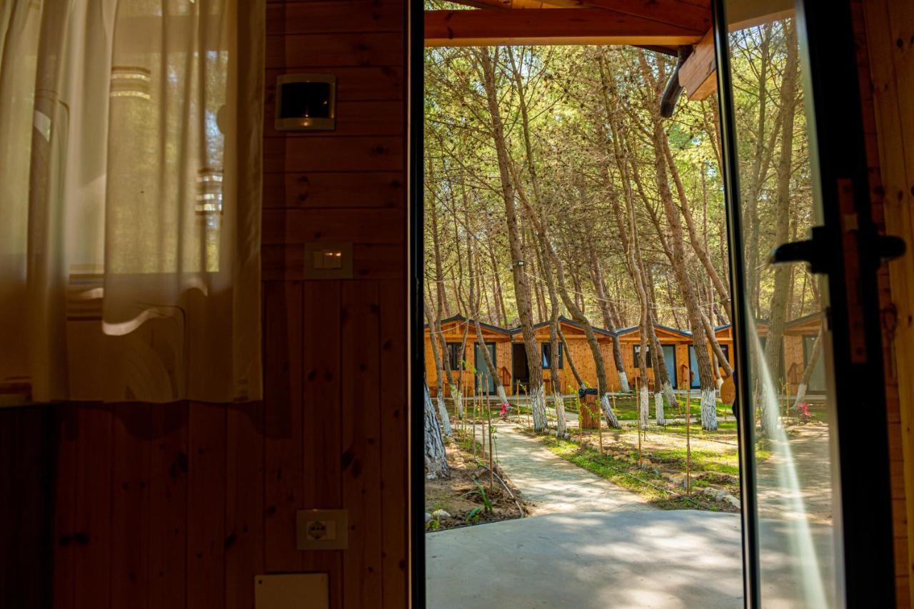 Ecuador Resort Zverneci Εξωτερικό φωτογραφία