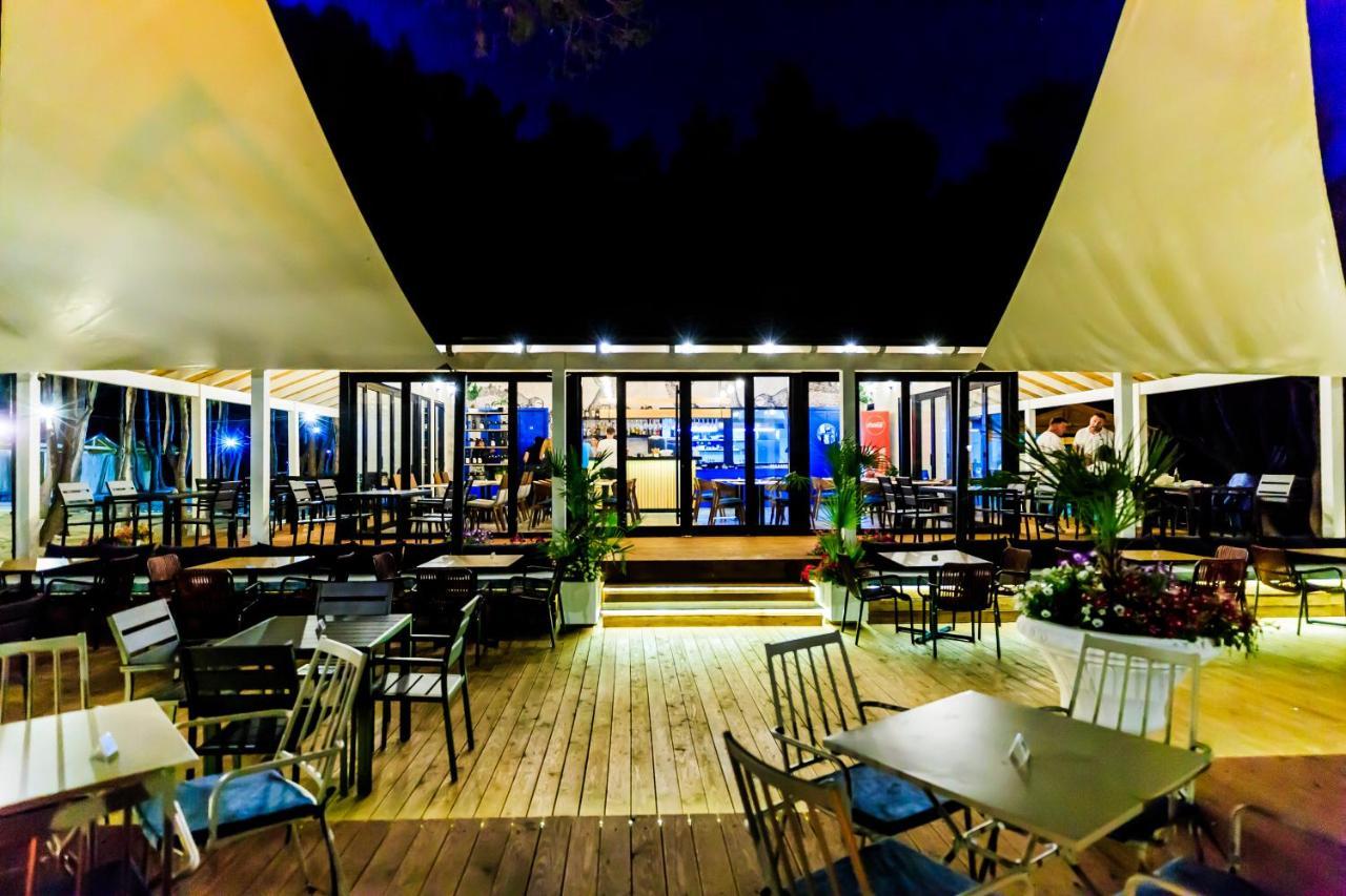 Ecuador Resort Zverneci Εξωτερικό φωτογραφία