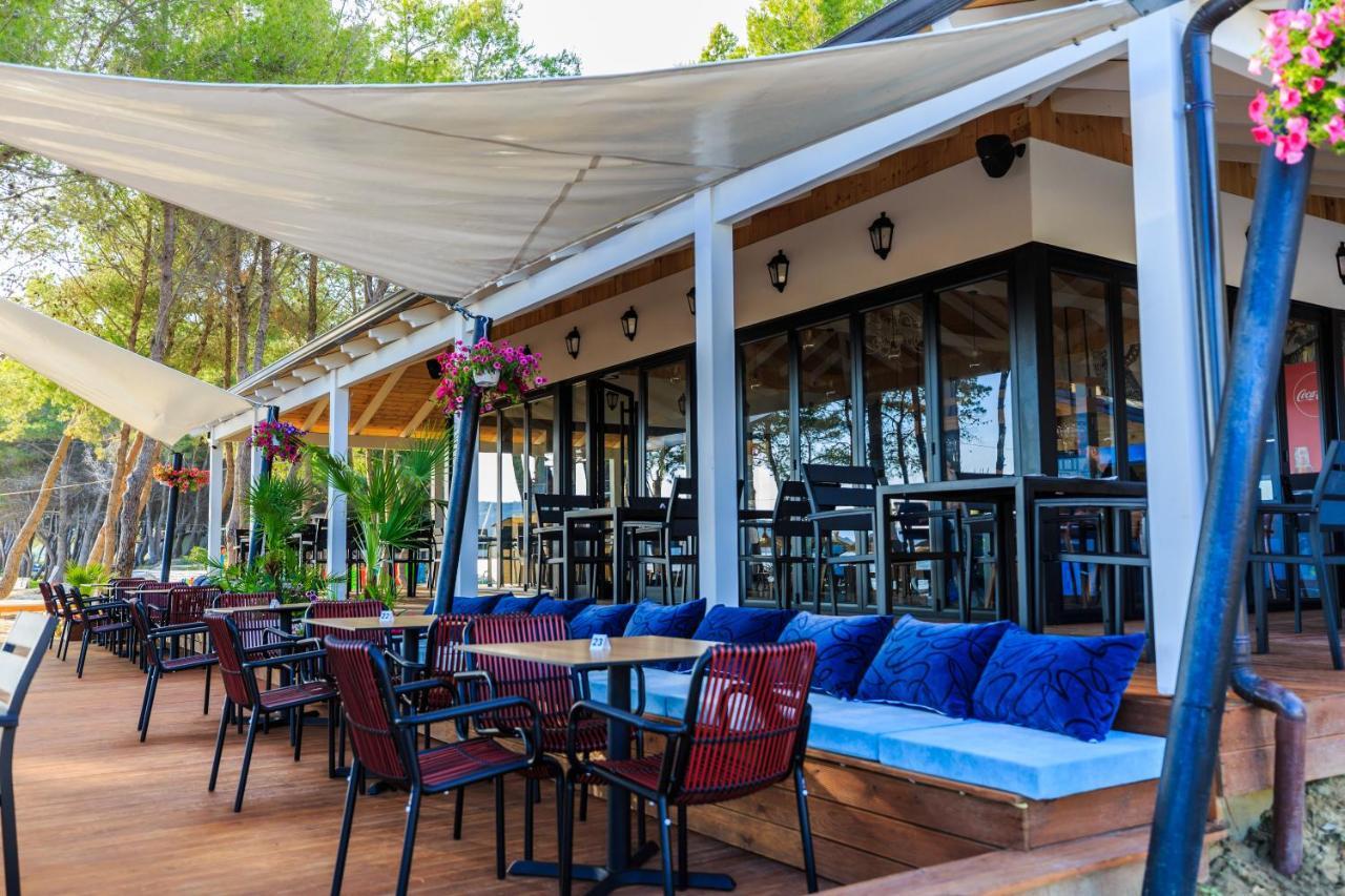 Ecuador Resort Zverneci Εξωτερικό φωτογραφία