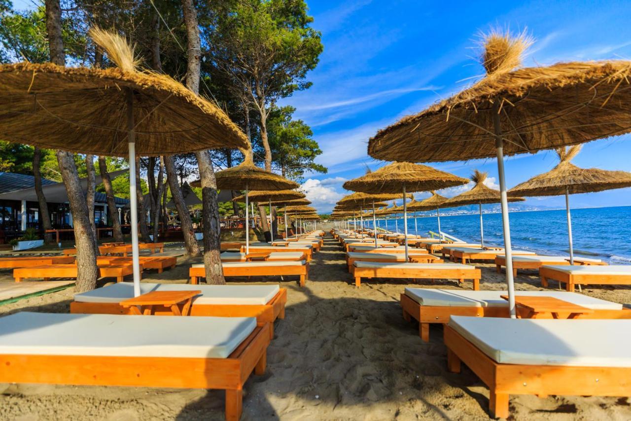 Ecuador Resort Zverneci Εξωτερικό φωτογραφία
