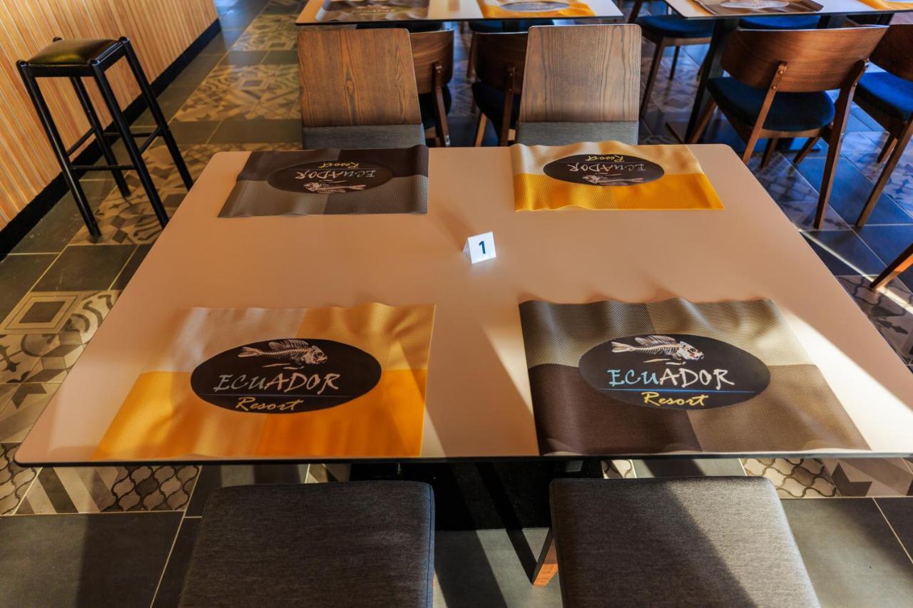 Ecuador Resort Zverneci Εξωτερικό φωτογραφία